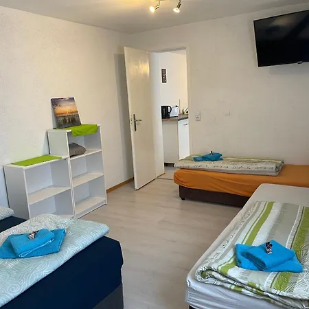 Апартаменты Monteurwohnung Am Flughafen *