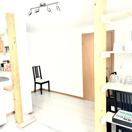 Monteurwohnung Am Flughafen アパート