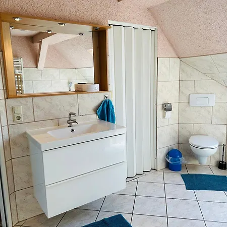 Апартаменты Monteurwohnung Am Flughafen *