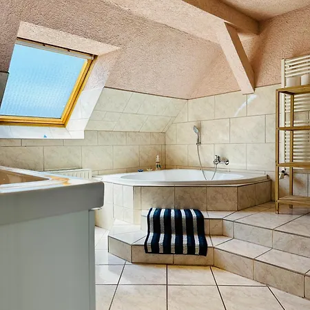 Monteurwohnung Am Flughafen Апартаменты *