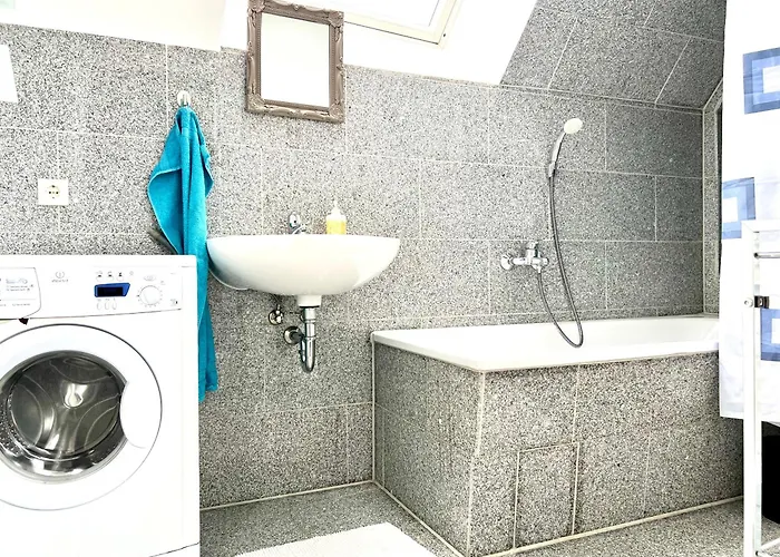 Apartament Monteurwohnung Am Flughafen *